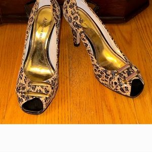 ANNE KLEIN HEELS